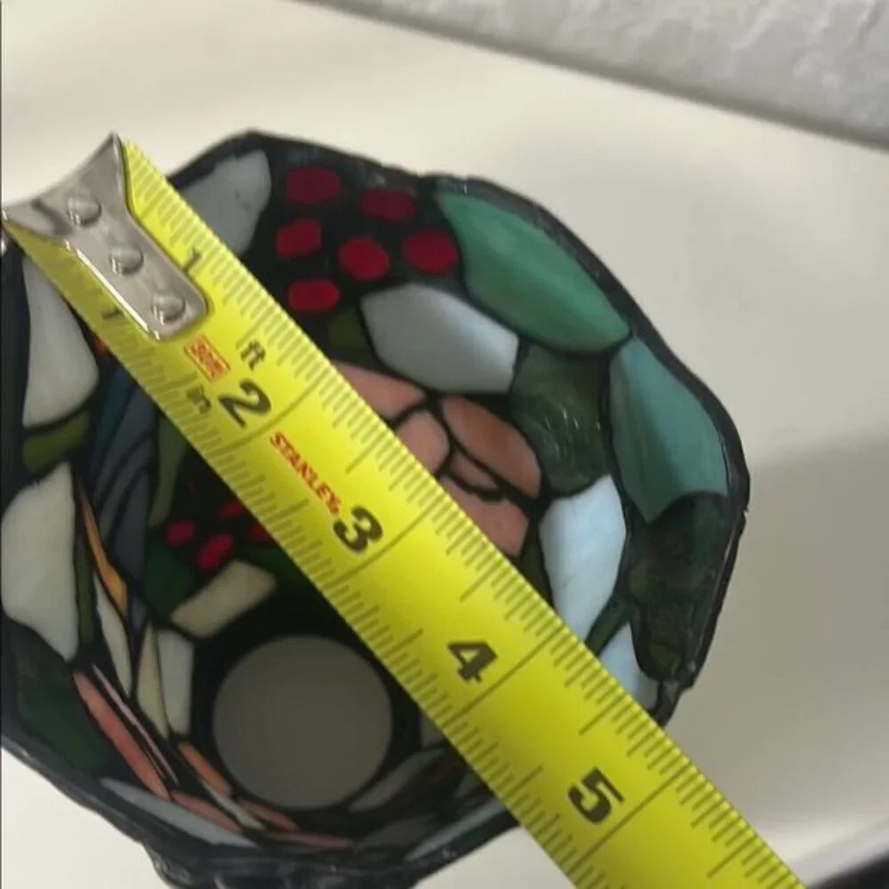 Vintage Tiffany Stained Glass pendant Lamp Shade Bird /berries/flower